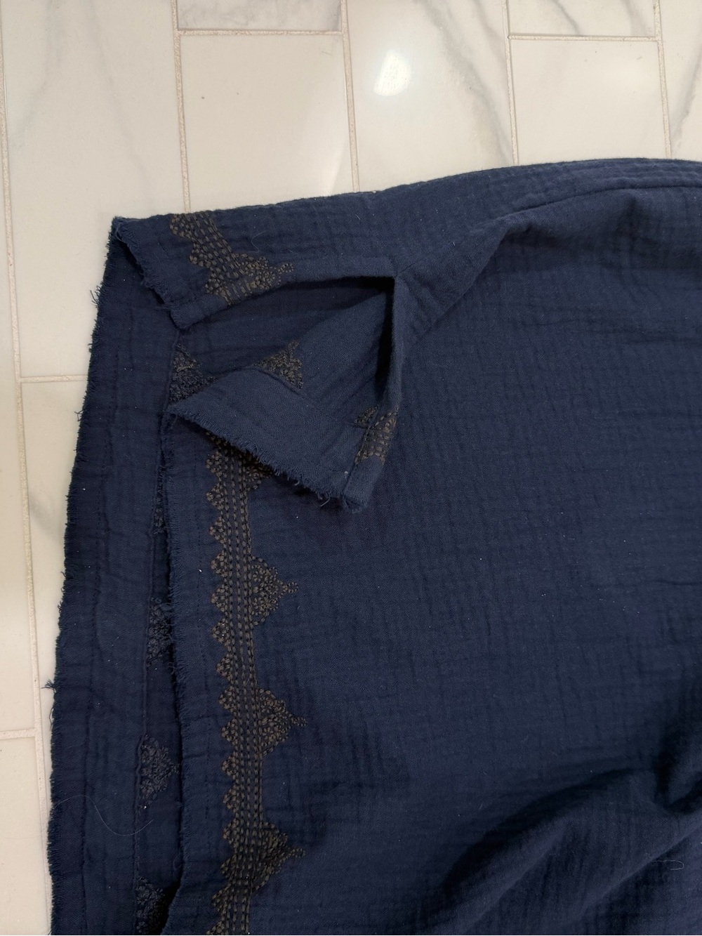 Johnny Was Biya Navy Embroidered Butterfly Floral Tunic Dress Medium - Picture 9 of 13
